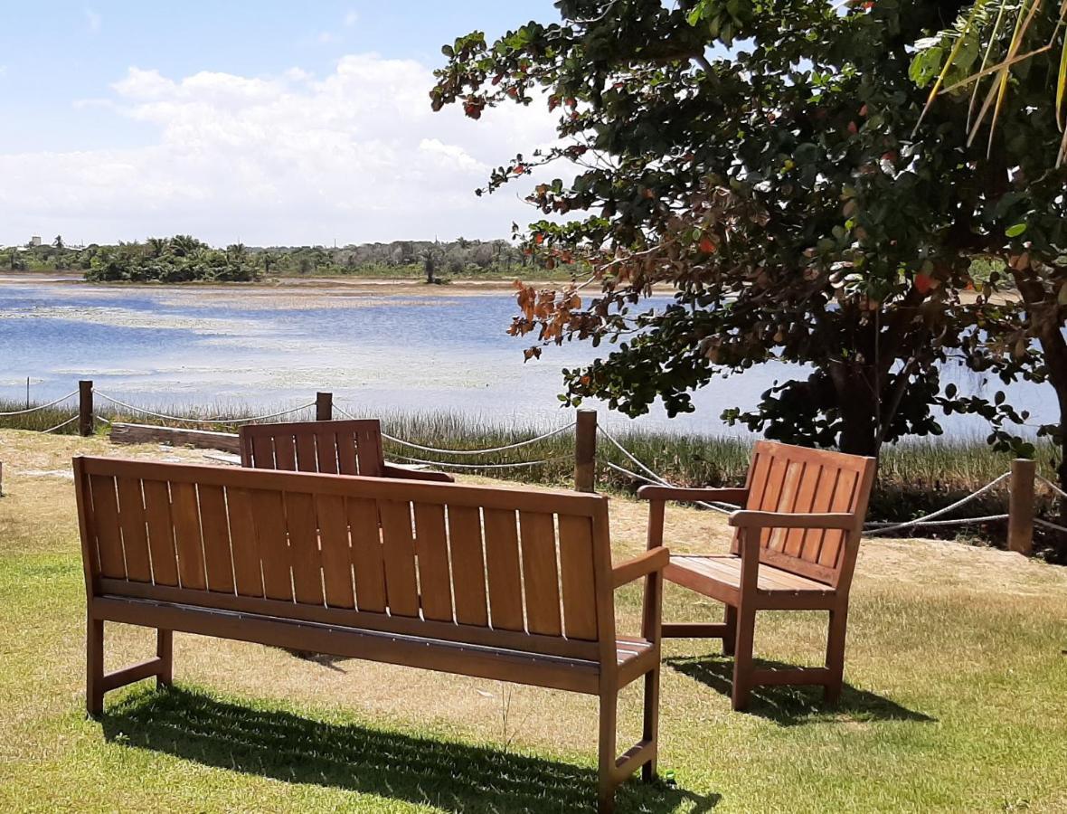 Apartamento Praia Guarajuba - Porto Smeralda Екстер'єр фото